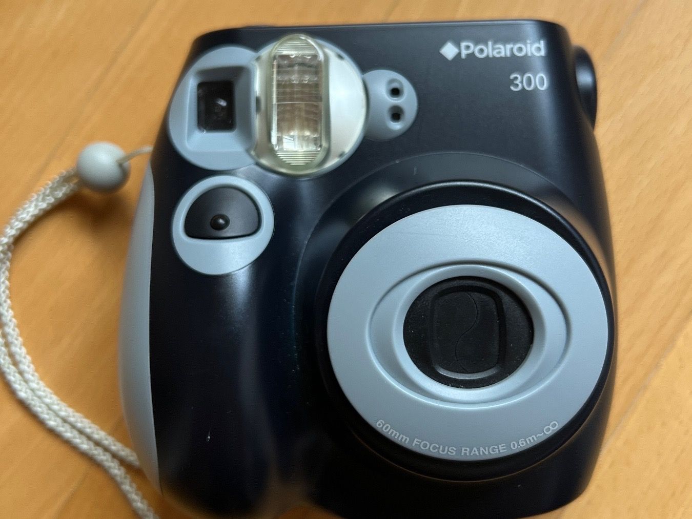 Polaroid Fotocamera: Polaroid 300 Sofortbildkamera – Usato da Kriens venduto da J.Iten