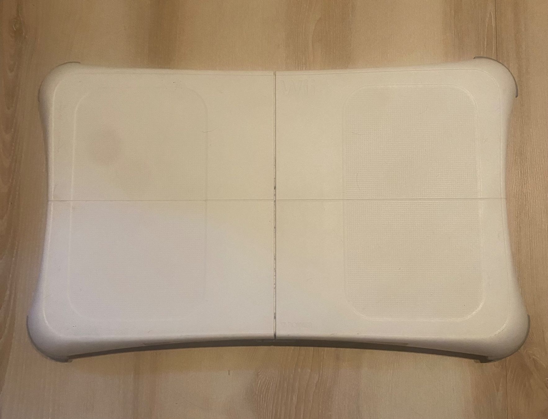 Nintendo Console: Nintendo Wii Konsole mit Zubehör – Usato da Bätterkinden venduto da nam_whz2 3