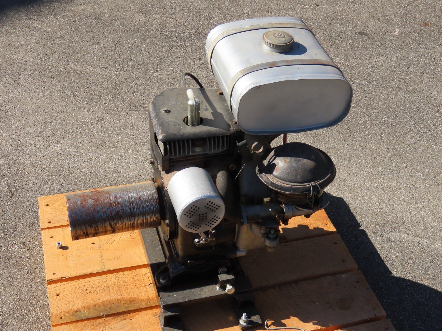 Motori: Mag Motor 1045 Stationärmotor Rapid – Usato da Kradolf venduto da Schraube8 1