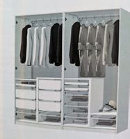 Kleiderschrank