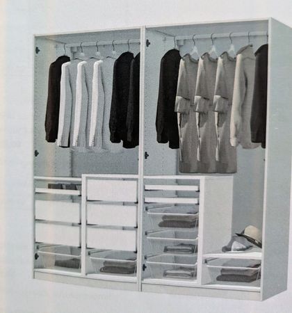 Kleiderschrank