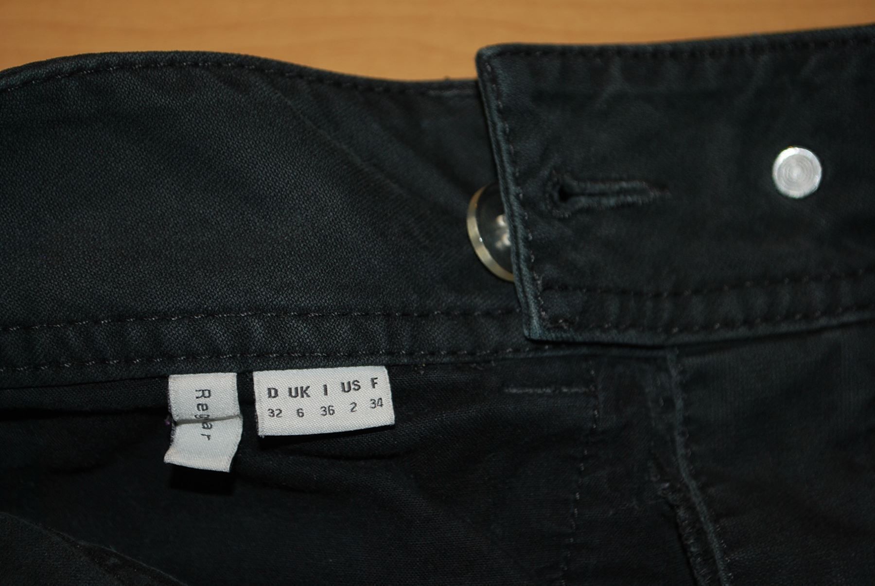 Esprit Jeans: ESPRIT Jeans REGULAR taille / Grosse 32 CH – Usato da Cossonay-ville venduto da Super-Price-Quality 7