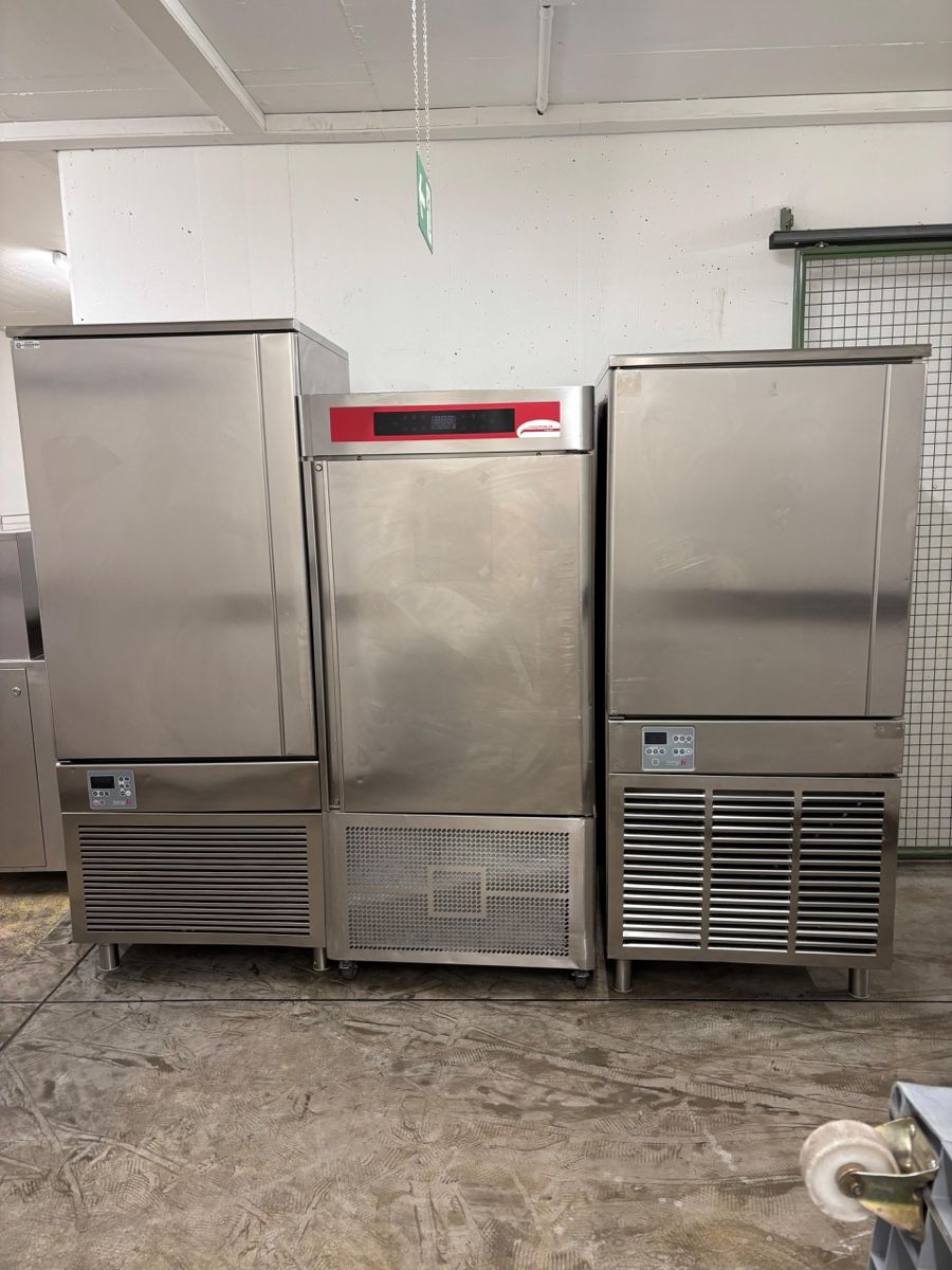 Congelatori: 4 Schockfroster – Usato da Dietikon venduto da dia_y8y5