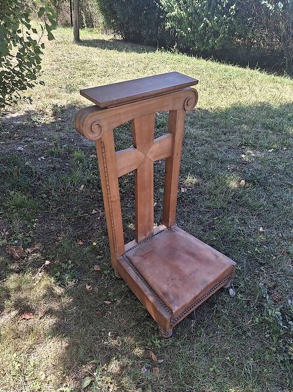 Tutte le decorazioni: Siège de prière en bois  – Usato da St-Cergue venduto da ste_bjn2 2