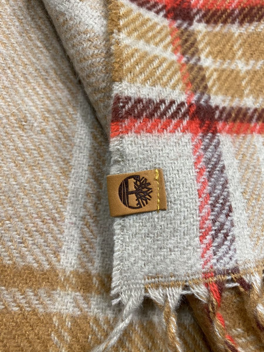 Timberland Foulard & Sciarpe: Timberland wolle schal – Usato da Opfikon venduto da Luis144 1