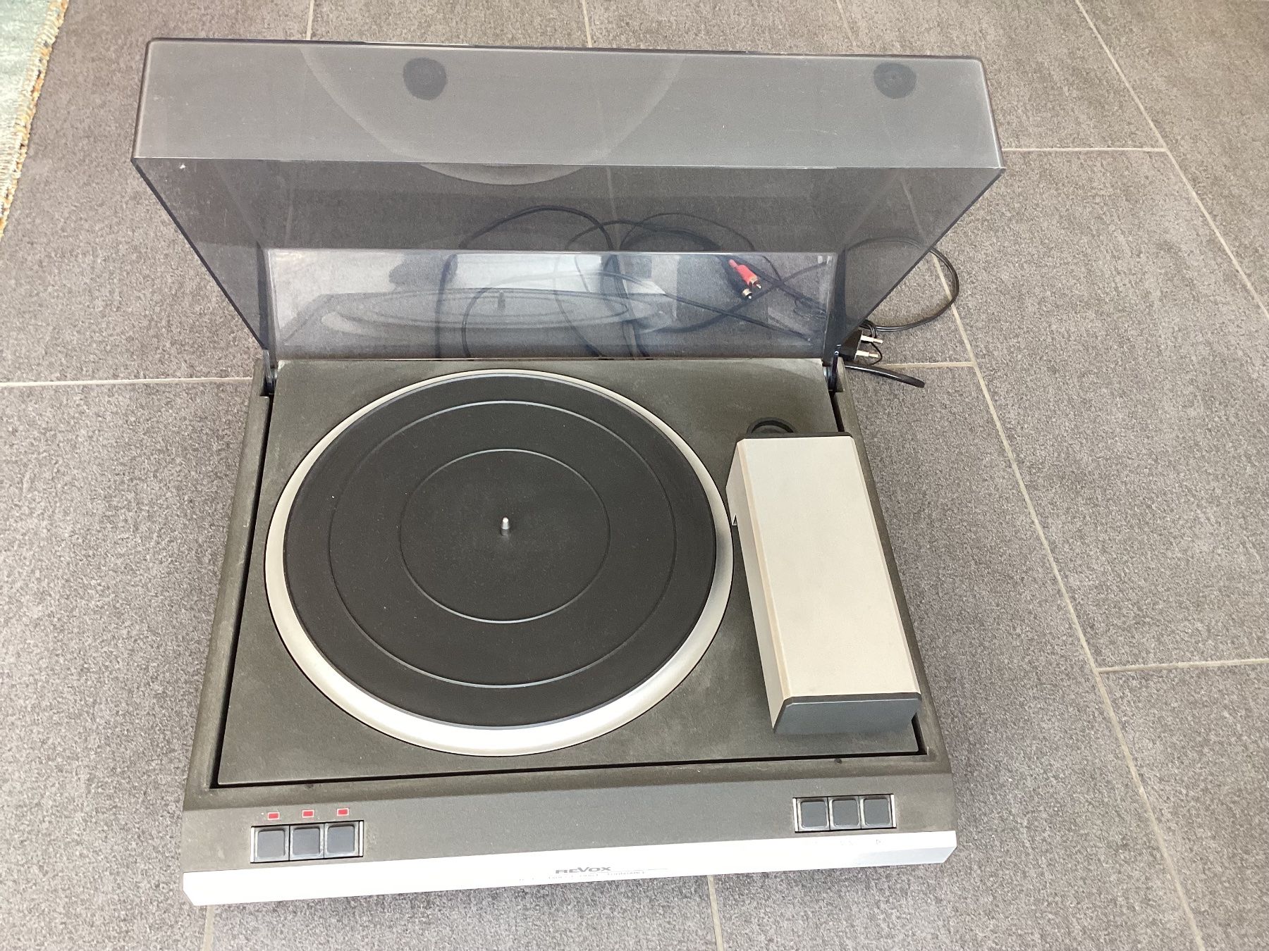 Revox Plattenspieler: Revox Plattenspieler B795 – Gebraucht aus Plons von Tschugi140 1