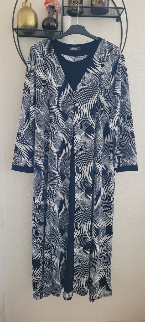Vestiti: Élégante robe  Metex longue imprimée taille 54/56 – Nuovo (secondo la descrizione) da Vevey venduto da x_y_f