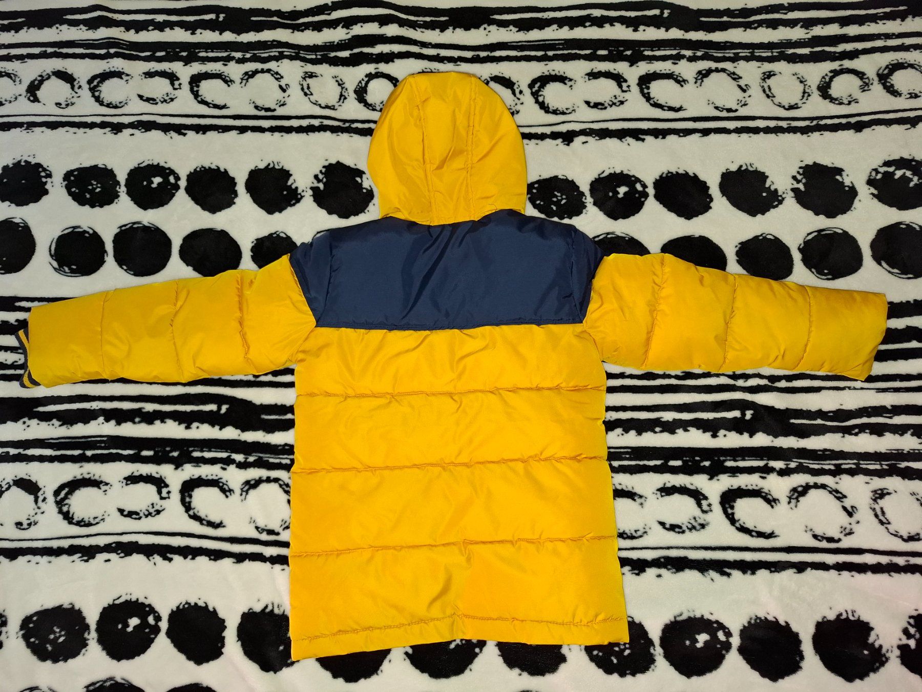 C&A Giacche & Cappotti: Winterjacke dunkelgelb gr.128 – Usato da Oberurnen venduto da rotty80 3