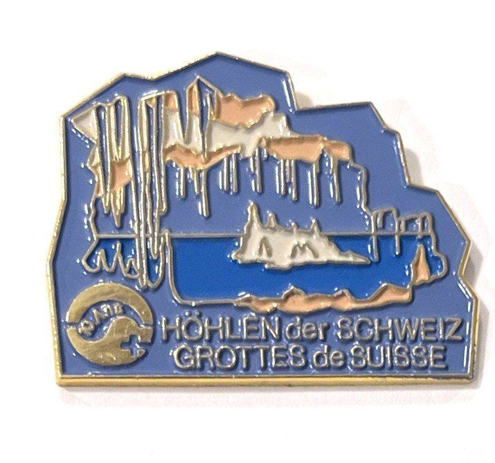 Placchette & Badge: Pin Höhlen der Schweiz – Usato da Kriens venduto da TSCH1