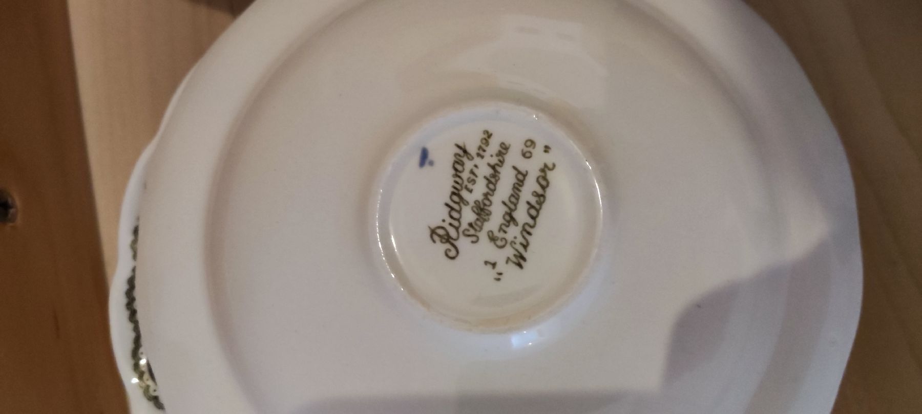 Set di piatti: Staffordshire England Windsor – Usato da Schongau venduto da Retro_Shop 4