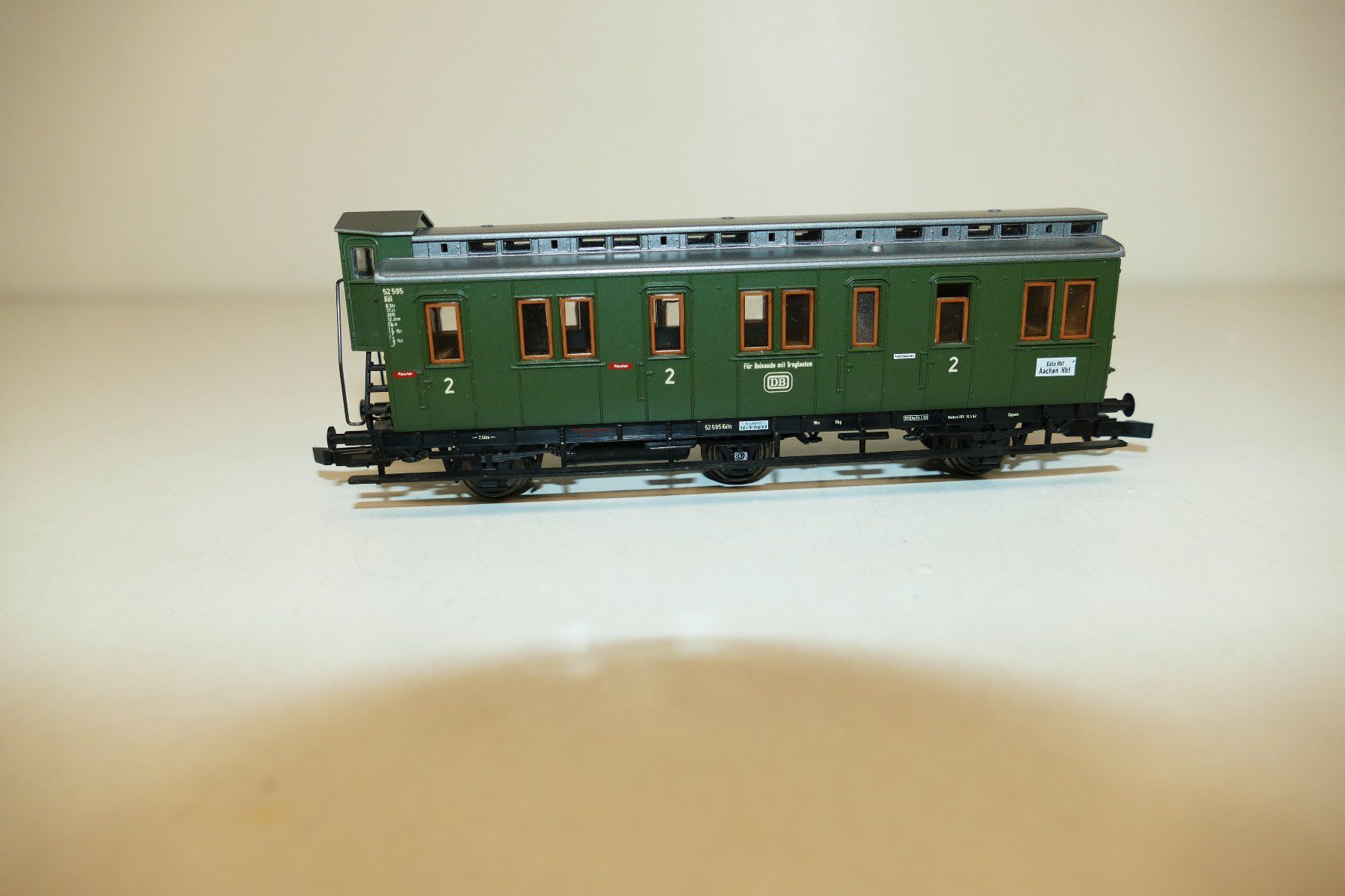Roco Modelleisenbahnen: Roco H0: DB 2.Kl. Abteilwagen 3-achsig – Gebraucht aus Niederhasli von rail-duerst 1
