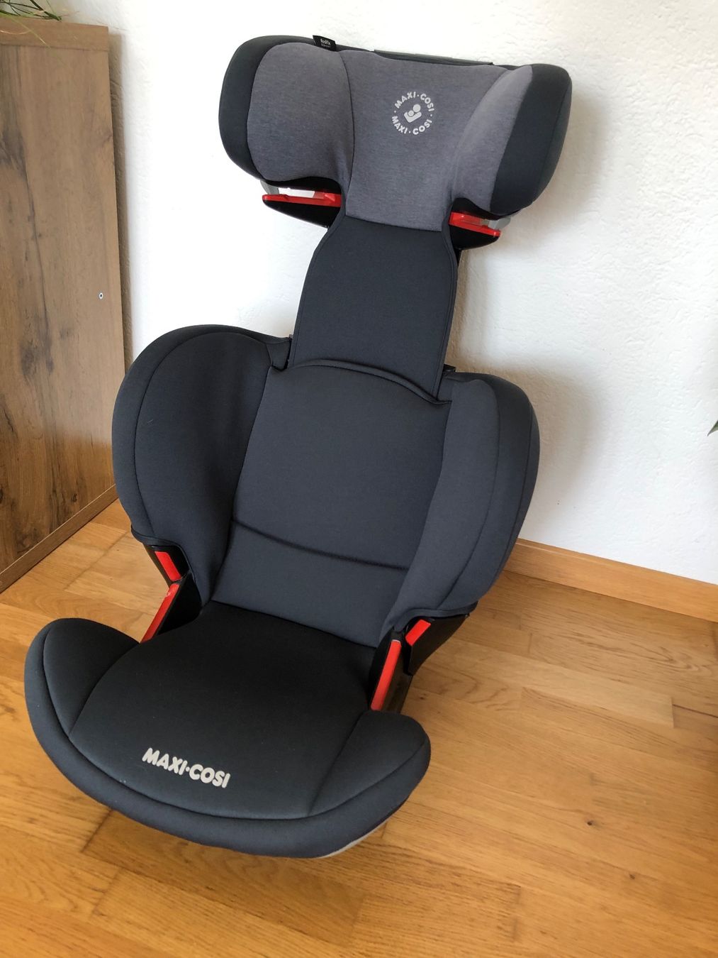 Maxi-Cosi Auto-Kindersitze: Maxi Cosi RodiFix AirProtect – Gebraucht aus Sirnach von manu135 4