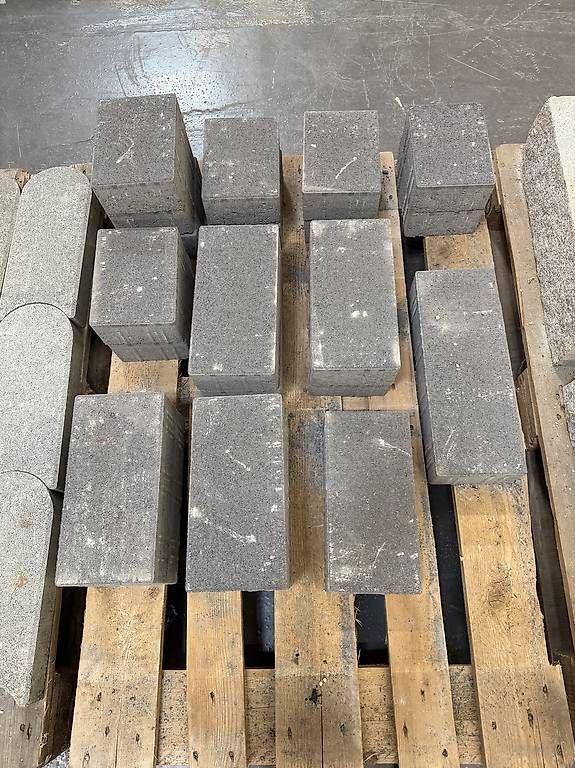Rivestimenti per pavimenti: Veton Pflasterstein 1m2 restposten – Nuovo e nell'imballaggio originale da Muttenz venduto da Serkan013