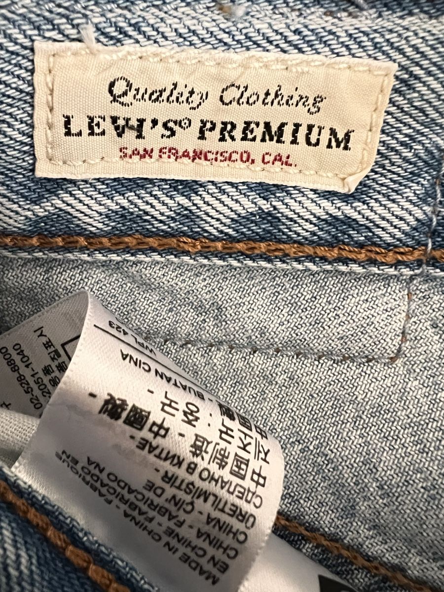 Levi's Jeans: LEVI’s ribcage straight ankle size 30 – Neuf (Voir description) à Lausanne par NYC67 2