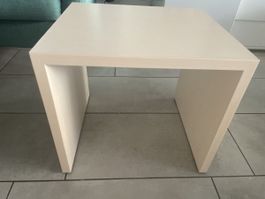 Salontisch 47 x 41 x 40 cm massiv Holz