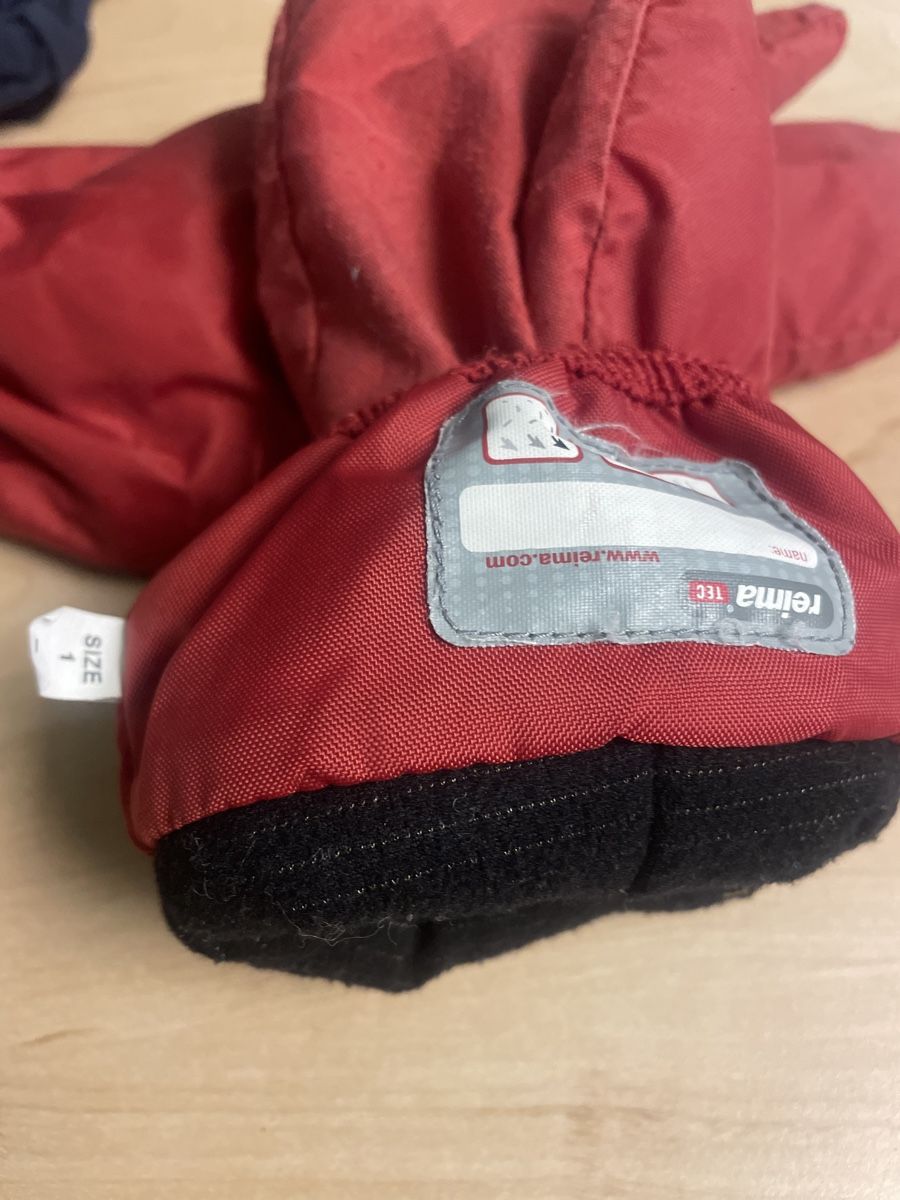 Reima Guanti: Rote Reima Tec Faust Handschuhe Gr.1 – Usato da Obergerlafingen venduto da cabo4 2