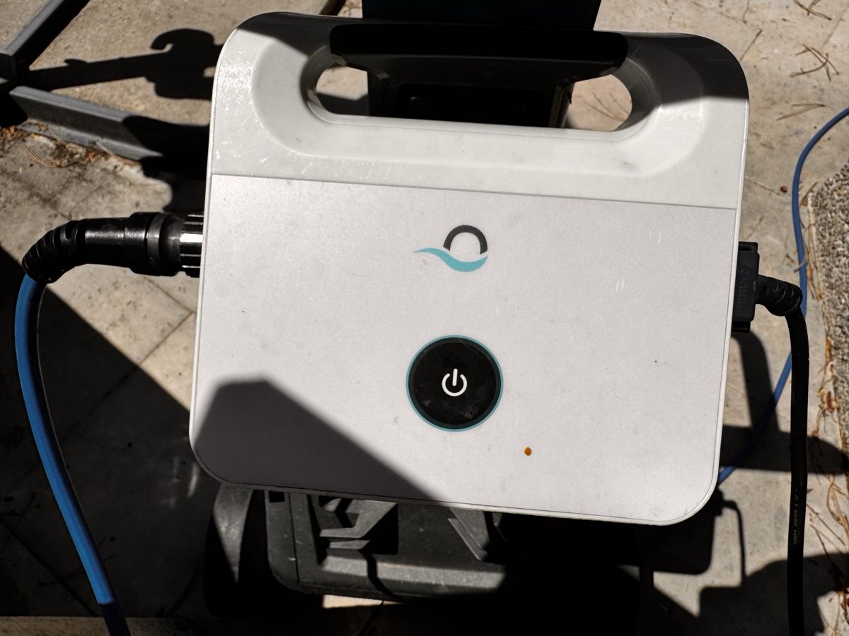 Dolphin Accessori per Piscine: Dolphin Netzteil Basic - Steuerung für Poolroboter – Usato da Olsberg venduto da mel_jkr8