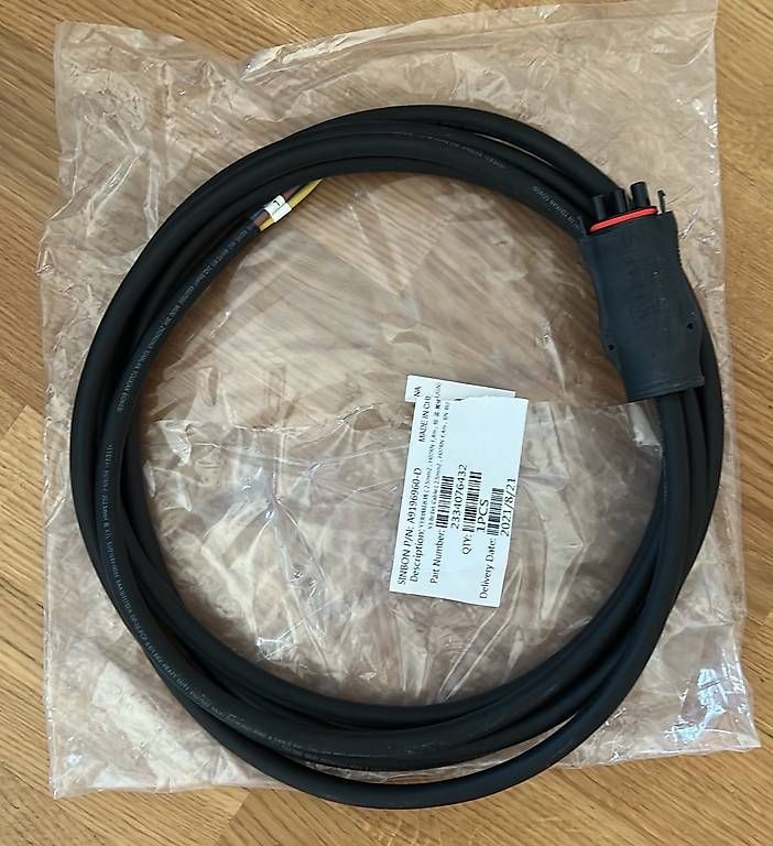 Inverter: APsystems DS3 Mikrowechselrichter 4m AC-Kabel einzeln – Usato da Liestal venduto da uhumaik