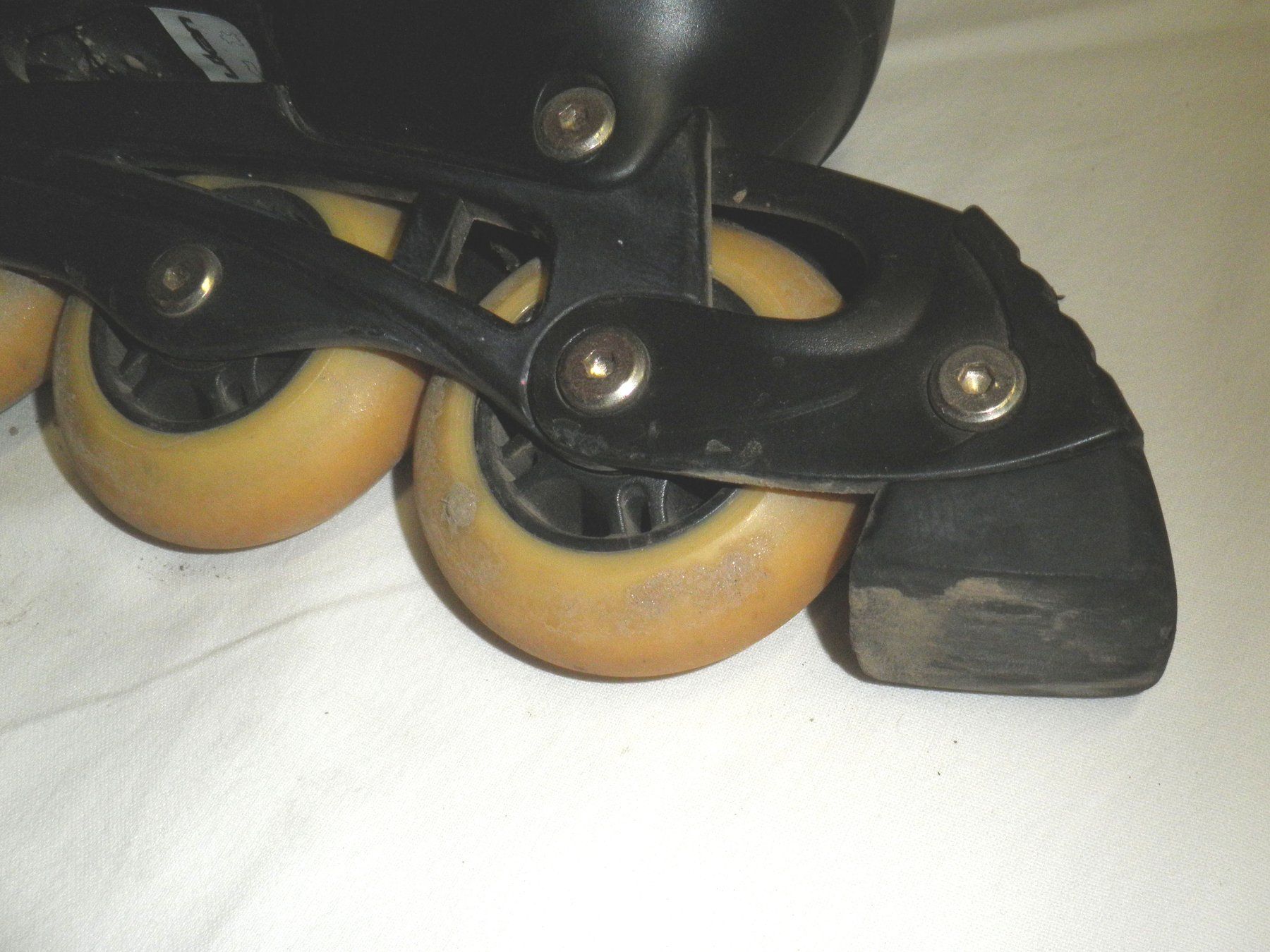 Inline-Skating & Rollschuhe: Inline Skates, Roller: UKAN Michelin. Gr. 32-35 – Gebraucht aus Cadenazzo von Mikeshop 9