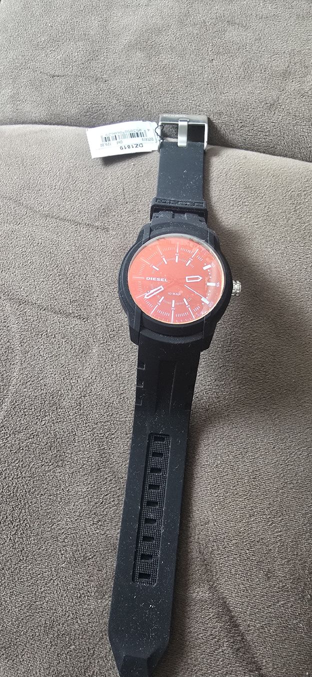 Diesel Orologi: Diesel Armbar DZ1819 – Nuovo (secondo la descrizione) da Le Noirmont venduto da desoto55