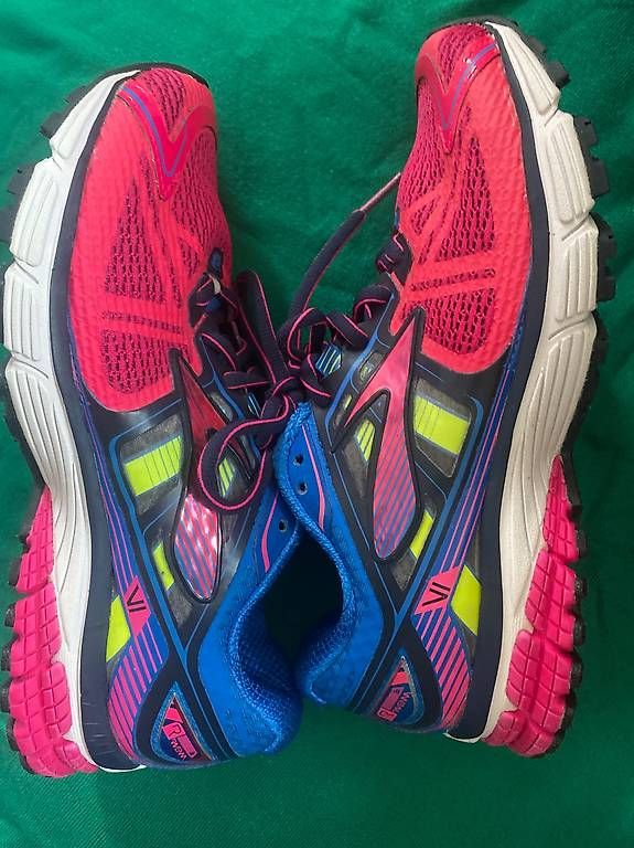 Scarpe da donna: Brooks, Laufschuhe, Damen – Nuovo e nell'imballaggio originale da St. Gallen venduto da Konstanza 2