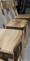 Handgefertigte Barhocker aus Holz