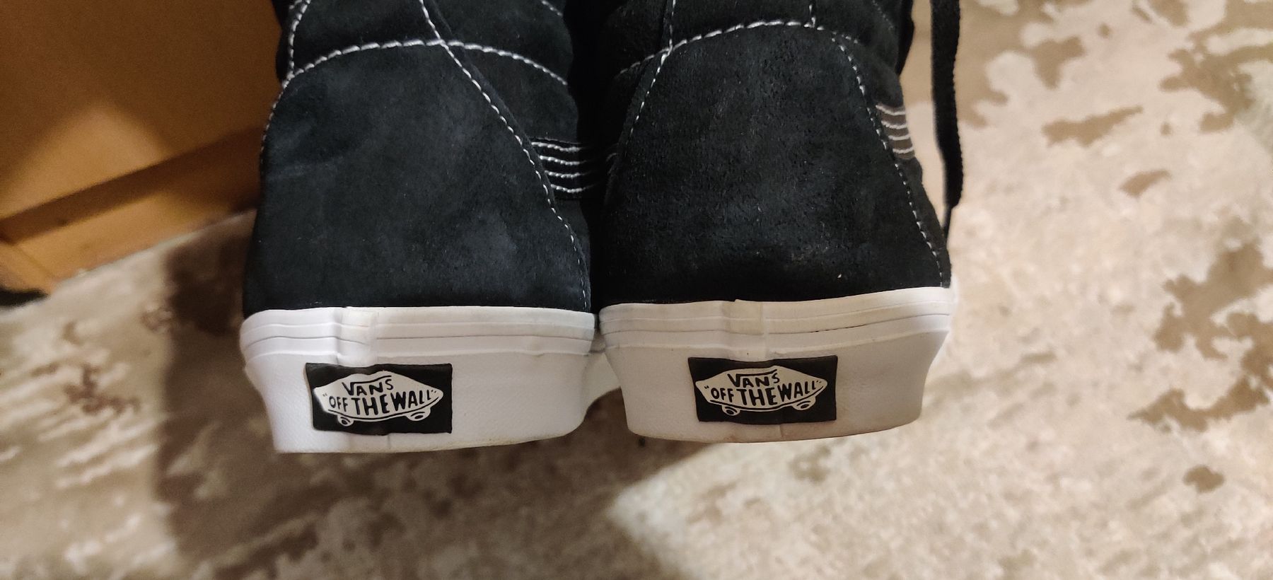 Vans Scarpe da uomo: Vans Herren Sneaker hoch schwarz Gr. 42 – Usato da Meiringen venduto da Sib_Zh 5