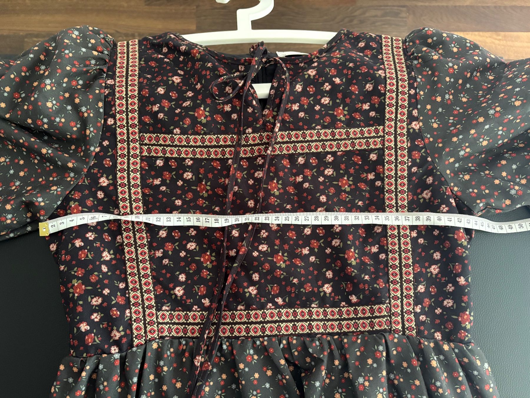 Vestiti: Une belle robe taille L – Nuovo (secondo la descrizione) da Monts-de-Corsier venduto da mon_rp2m 2