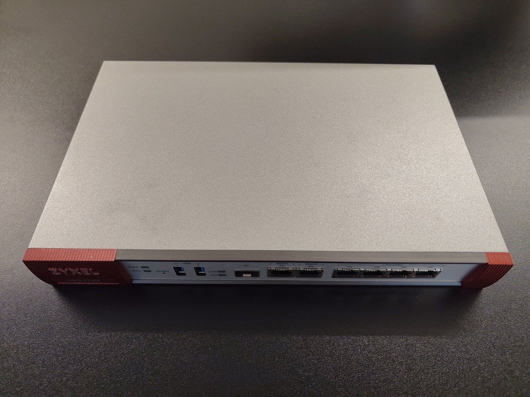 Zyxel Firewall: Zyxel USG FLEX 200 – Gebraucht aus Heimberg von poljpocket