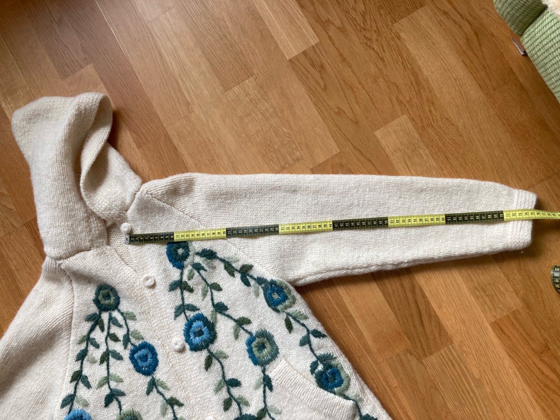 Cappotti: Warmer Wollmantel mit schönem Blumendesign – Nuovo (secondo la descrizione) da Basel venduto da Eleonora3 3