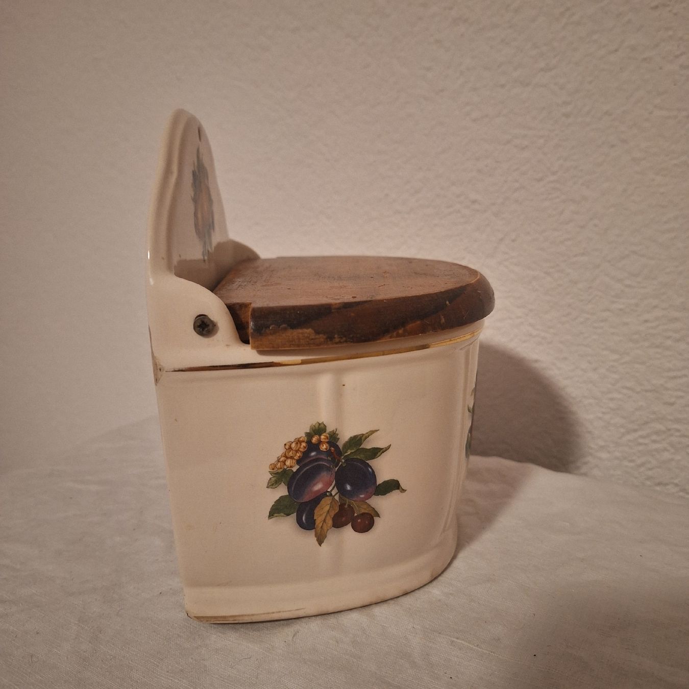 Pentole: Versand möglich.  Nostalgische Vorratsbehälter, Keramik Holz – Usato da Winterthur venduto da Goldpipau 4