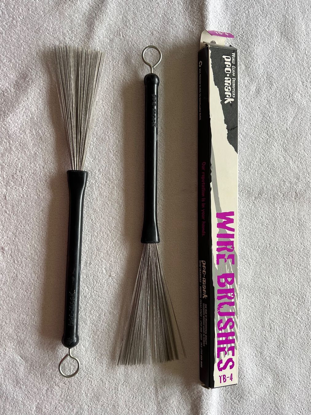 Strumenti musicali: Drahtbürste - Wire Brushes – Usato da Tagelswangen venduto da fireiceprincess 2