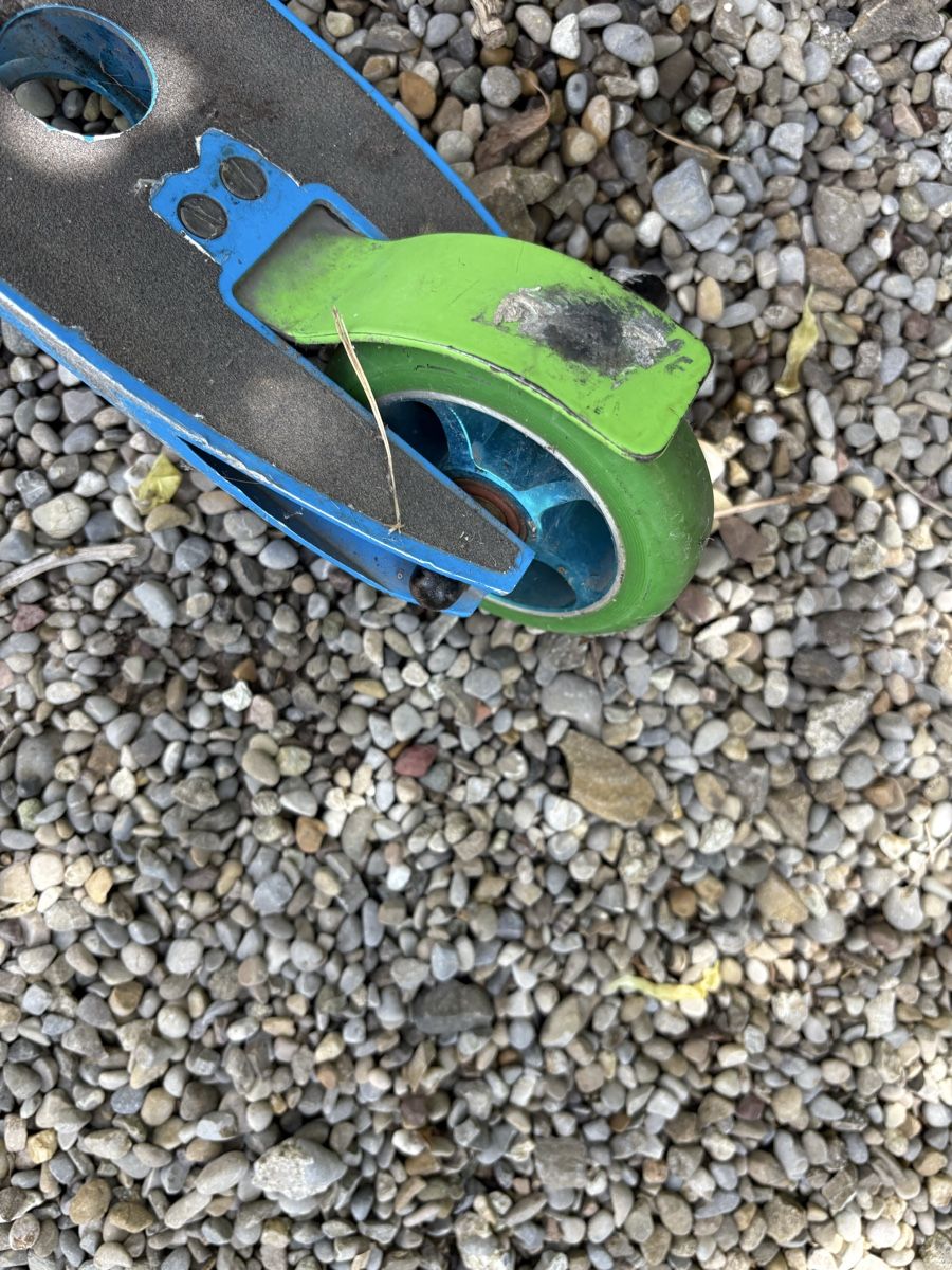 Micro Kickboard: Micro MX Trixx 2.0 Stunt-Scooter – Usato da Winterthur venduto da Teflonbrauer 2