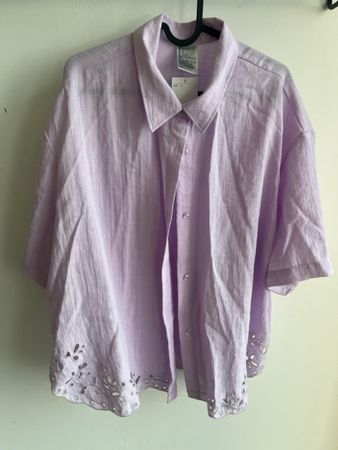 H&M Oversize Bluse mit Lochstickerei – Lila – Grösse L – Neu