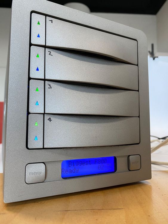 Lacie Dischi rigidi: Raid-System LaCie Biggest F800 – Usato da Arlesheim venduto da arbel 4
