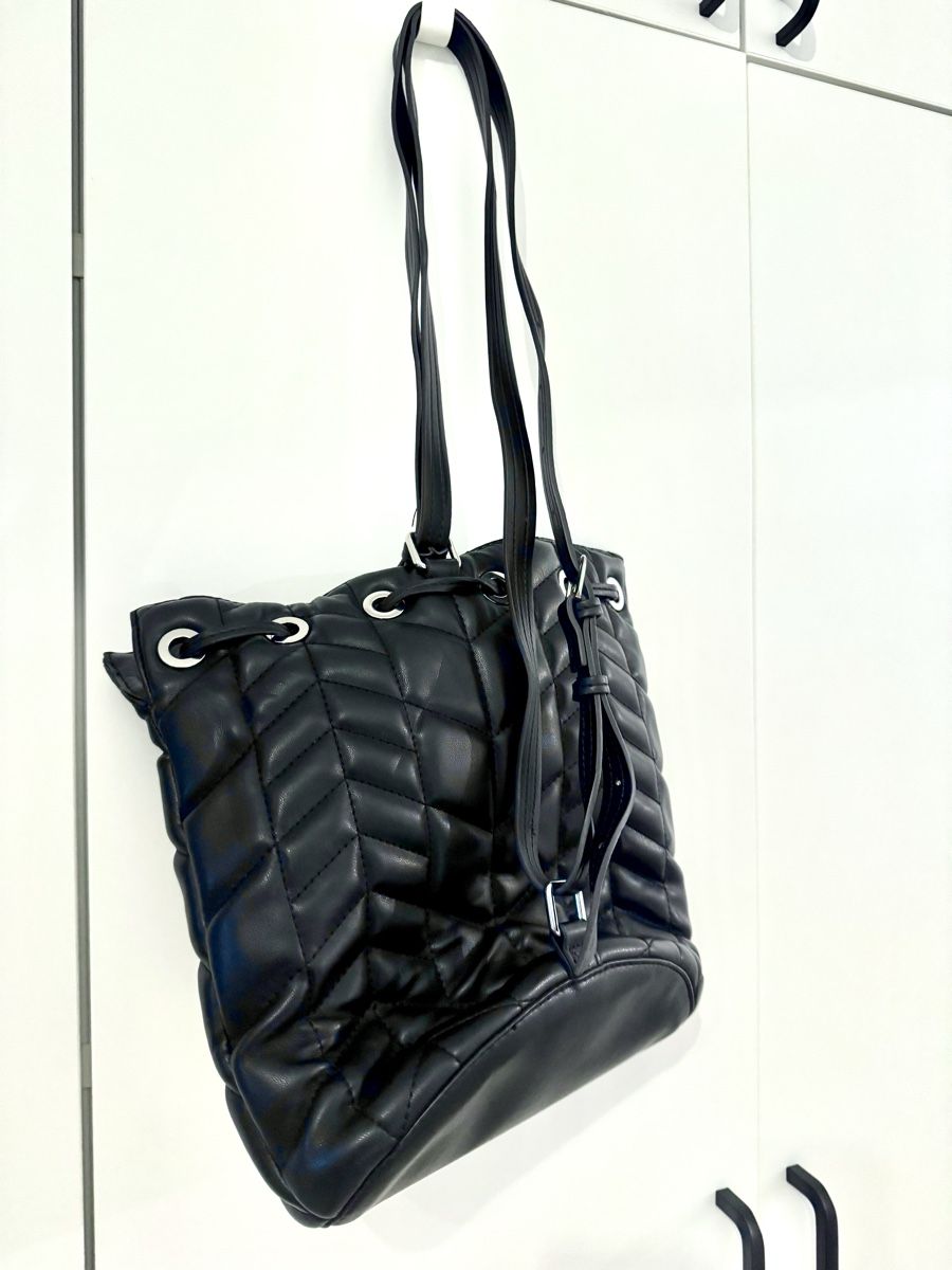 Zara Taschen für Damen: Zara Bucket Bag – Neu (gemäss Beschreibung) aus Brugg AG von Winter789 2