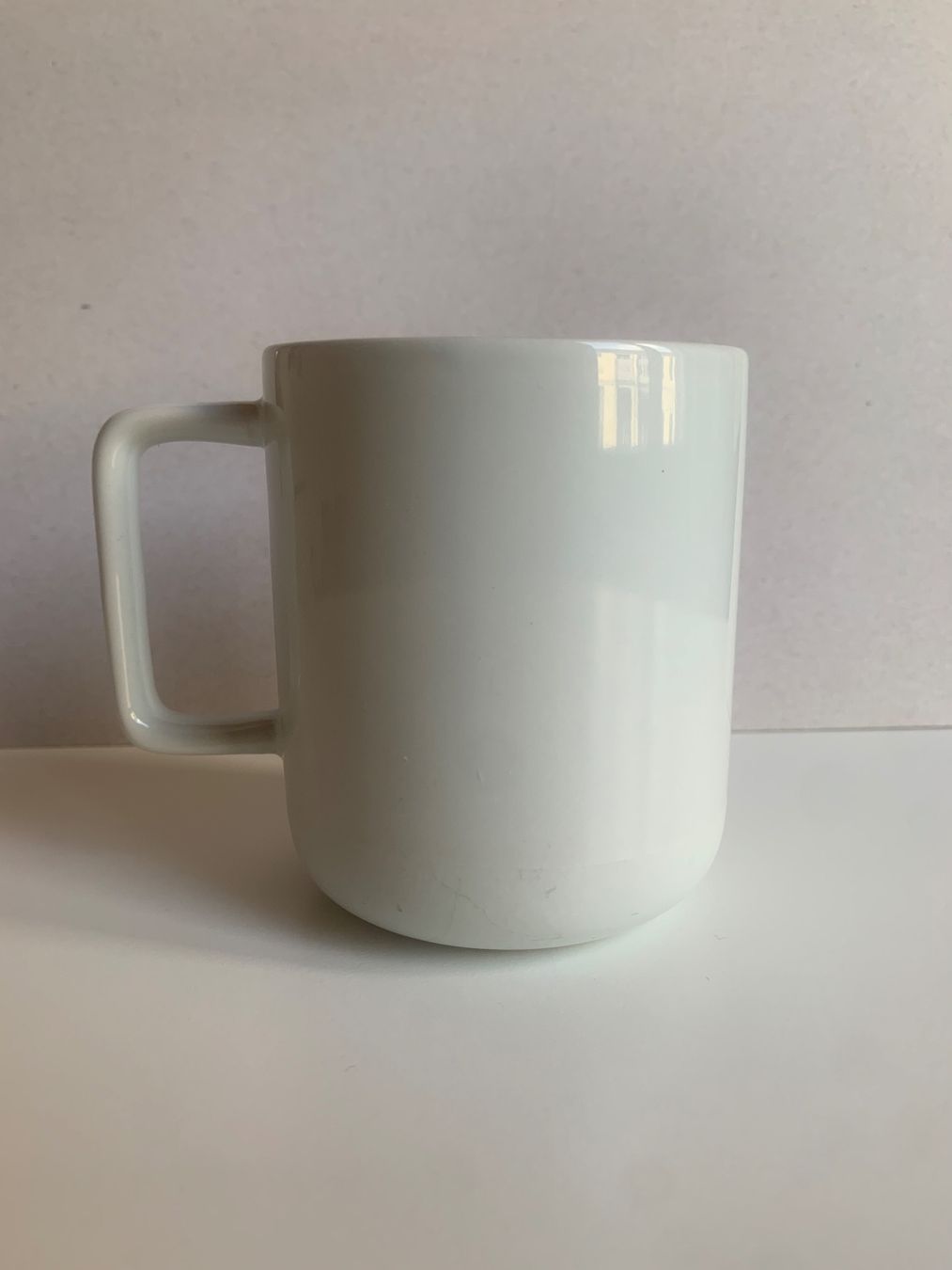 Tasses: Schöne helle Tasse, Monoprix – D'occasion à Zürich par Leonieonie. 1