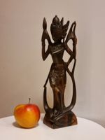 Balinesische Göttin Holzfigur handgeschnitzt 27 cm