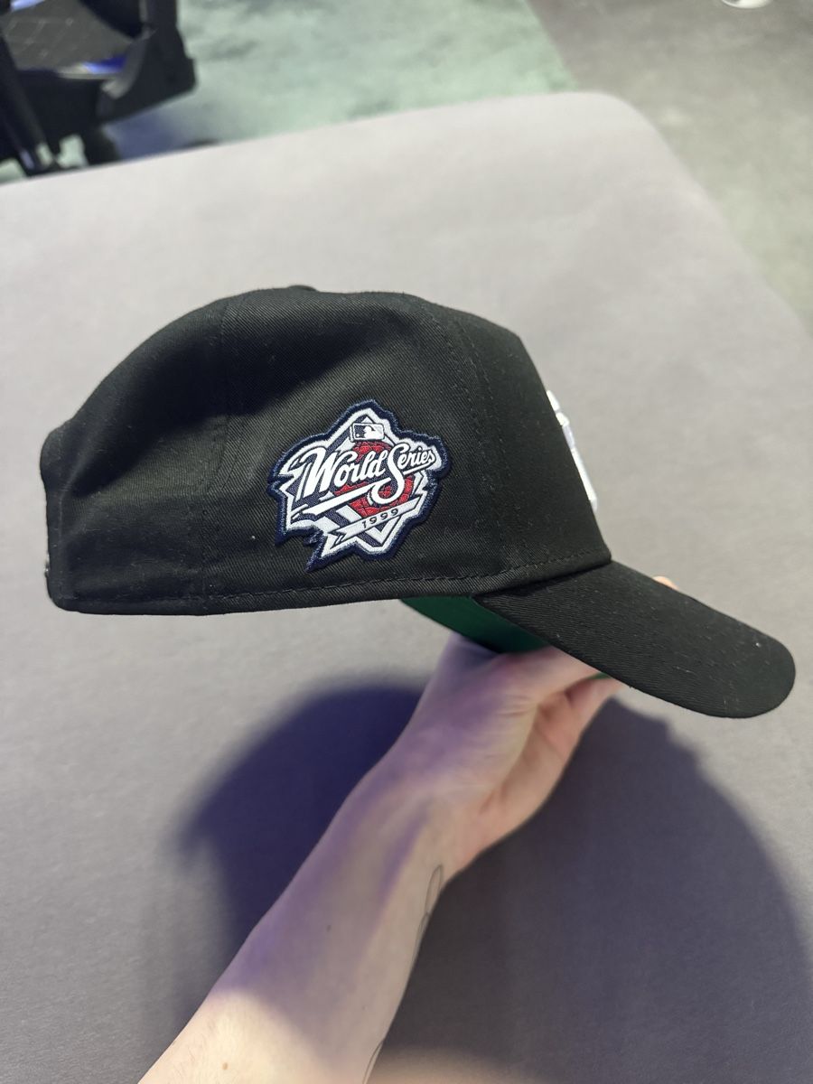 Autres vêtements & accessoires: NY cap – Neuf (Voir description) à Balzers par mackfose 1