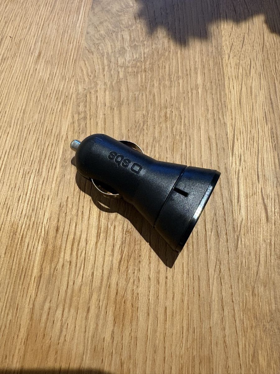 Caricabatterie: Auto USB Ladegerät - Doppel USB Anschluss, 2.4A, Schwarz – Usato da Riehen venduto da aschob 1