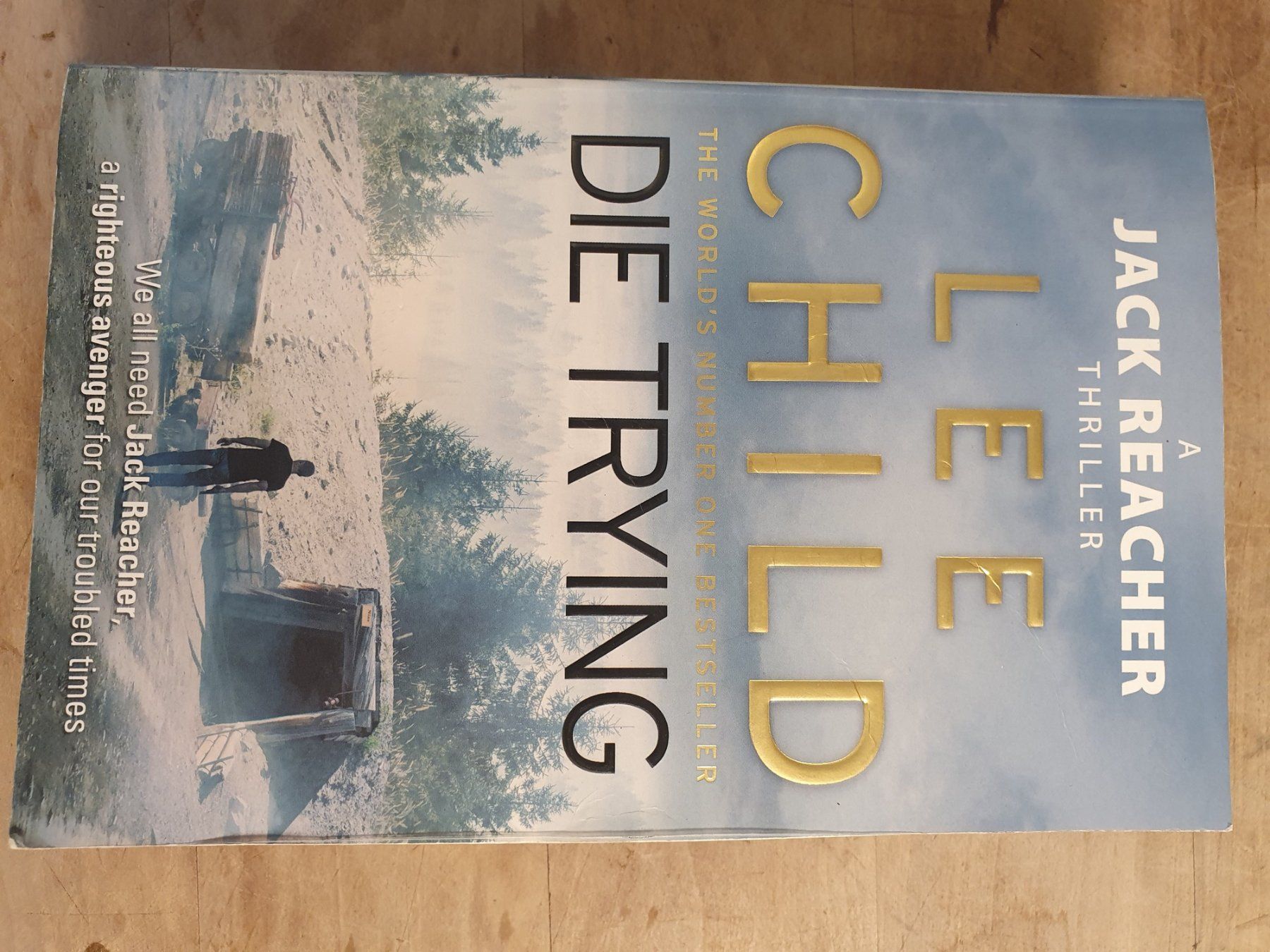 Libri: Die Trying Lee Child Shutterstock – Usato da Zürich venduto da loosebone