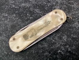 Rares antikes Sackmesser "CANDELA MASERATI“ Auto Zündkerzen