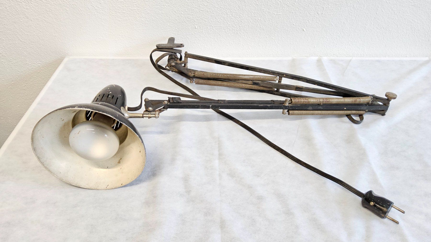 Lampes: Lampe design vintage signée – D'occasion à Malleray par Frederic24 7