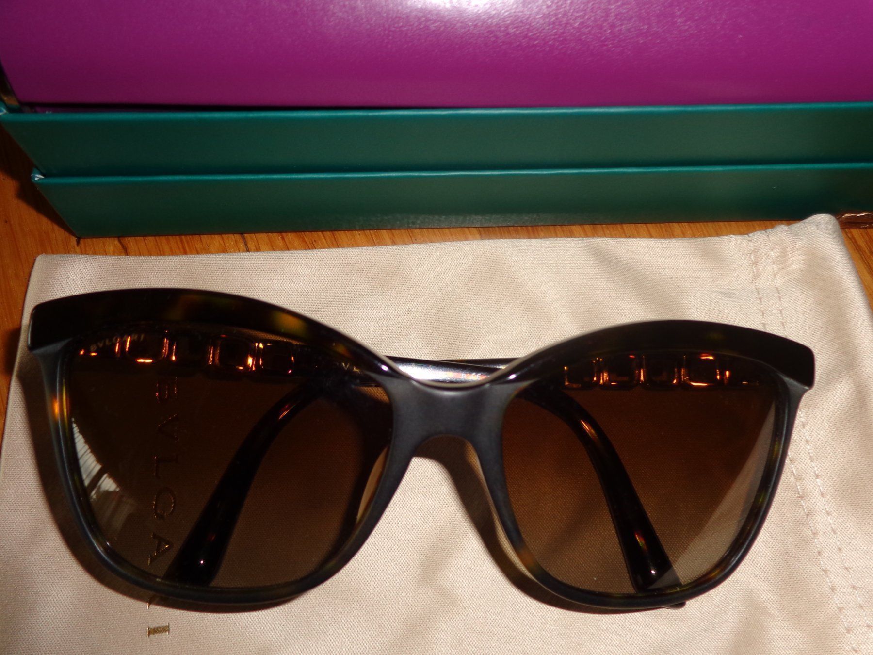 Bulgari Brillen & Gläser: Superbe Lunettes soleil BULGARI, Neuf – Neu und originalverpackt aus St-Blaise von endora63 9