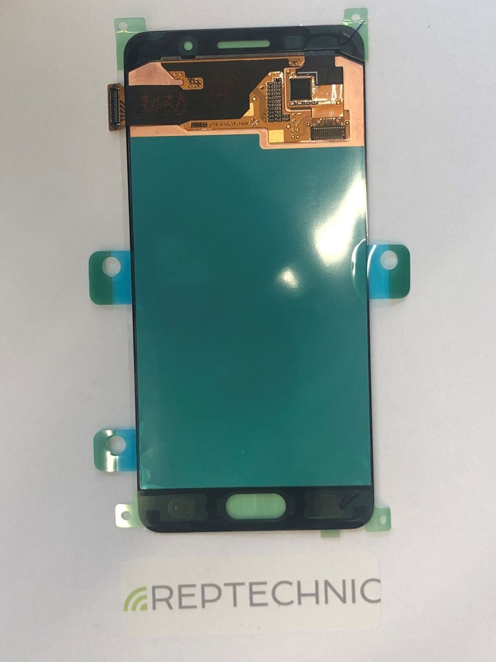 Samsung Telefoni cellulari / Smartphones: Samsung Galaxy A3 2016 LCD Display – Nuovo e nell'imballaggio originale da bern venduto da reptechnic