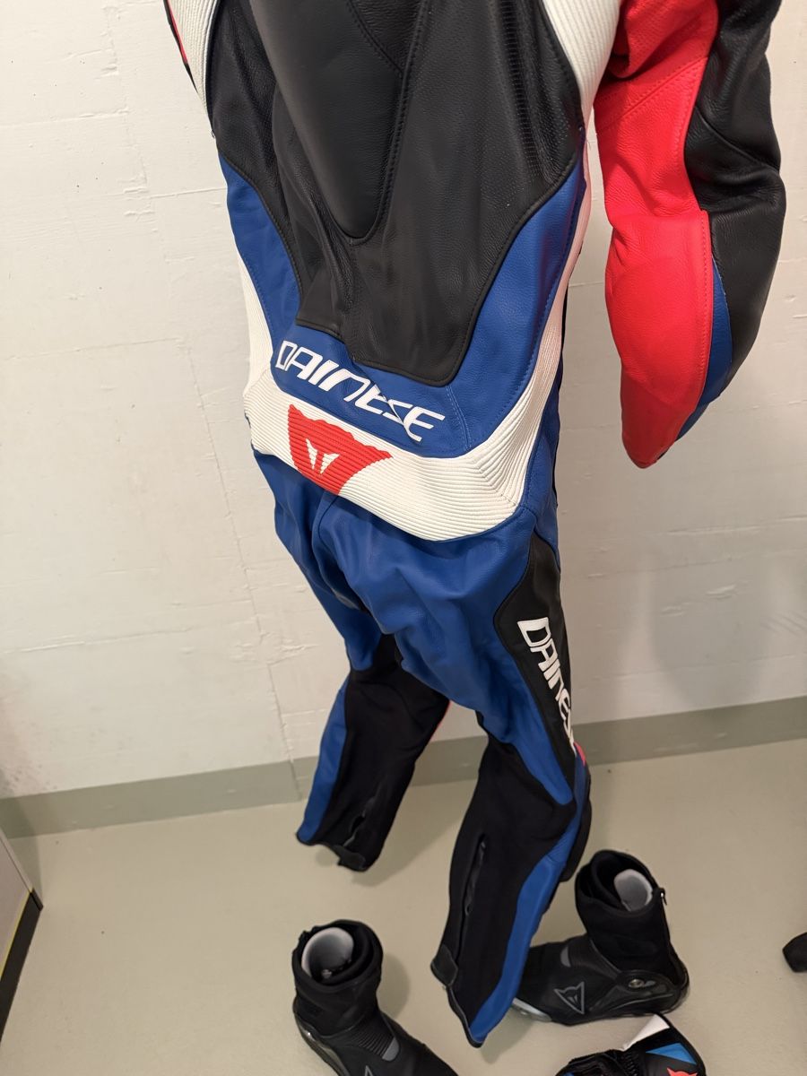 Dainese Lotti di vestiti: DAINESE motorrad Lederkombi set G50 – Usato da Aadorf venduto da Edisson08 4