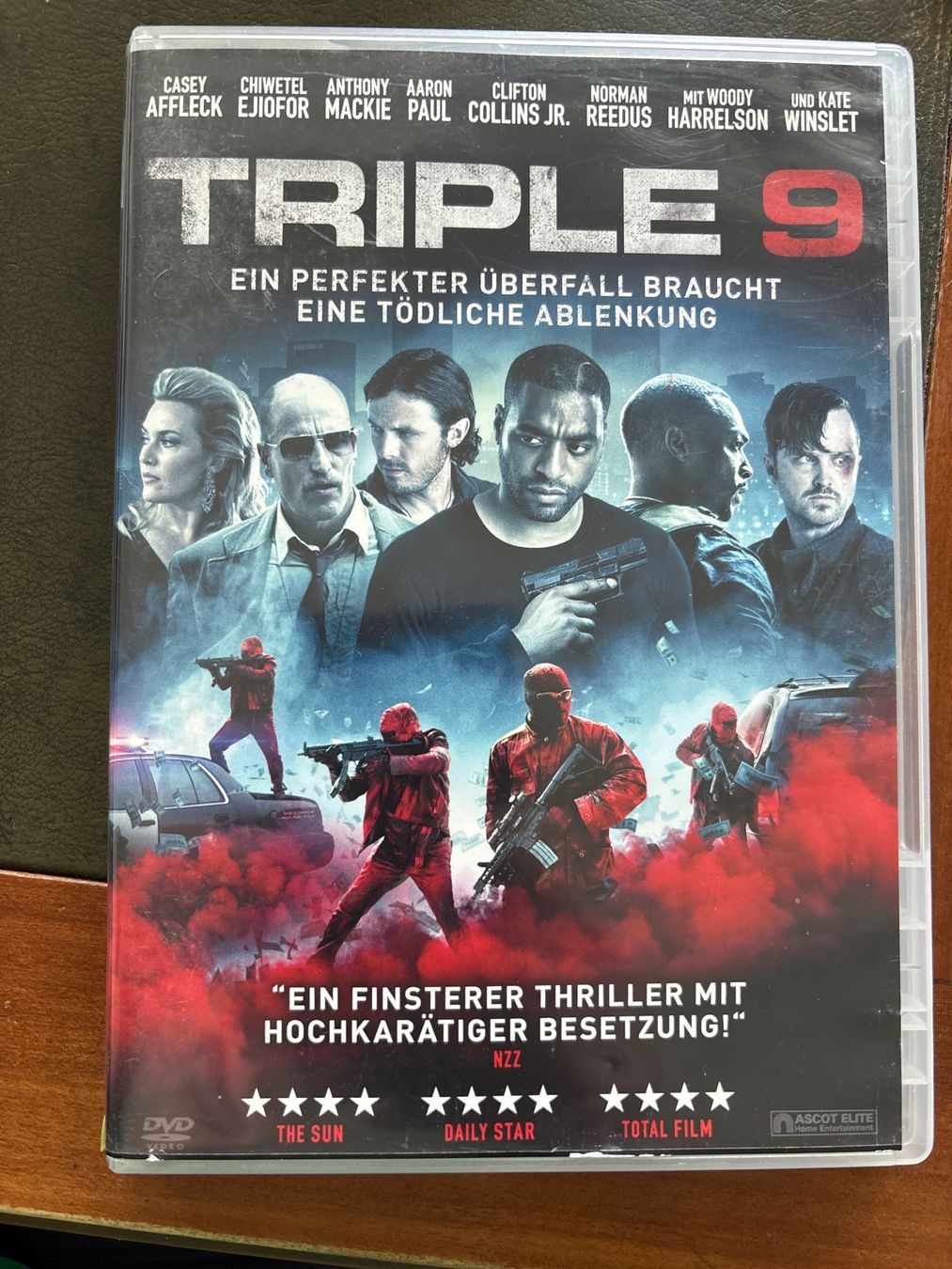 Alle DVDs: Triple 9 – Gebraucht aus THERWIL von Fcbbasel