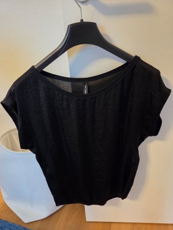 Schwarze Bluse von MARCCAIN, Grösse M