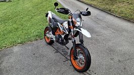KTM SMC R