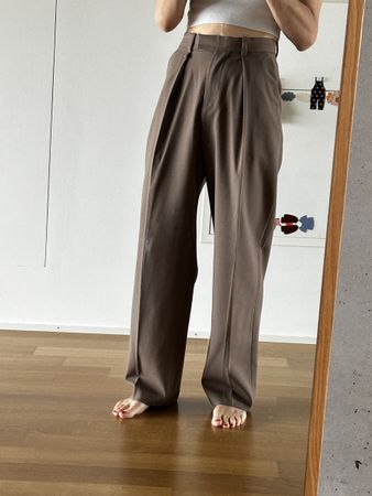 Arket Hose aus Wolle in grösse 34